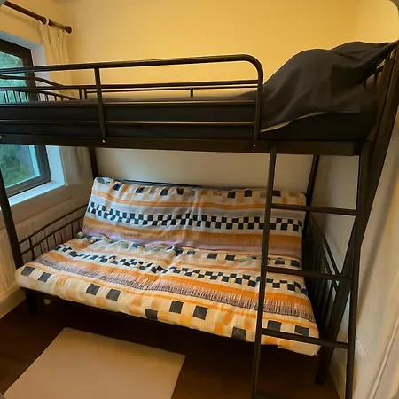 Lough Rinn - Mac Raghnaill Court * Rivers Town