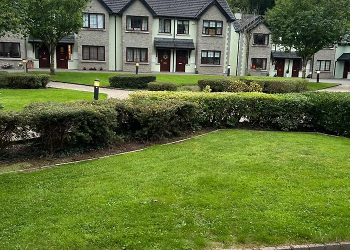 Lough Rinn - Mac Raghnaill Court